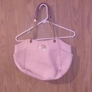 MICHAEL Michael Kors Cream Shoulder Bag with Gold Chain